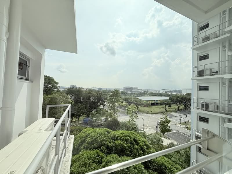 166A Yung Kuang Court, 166A Yung Kuang Road, 3 Bedrooms, 1,001 sqft, HDB Flat For Sale, by Merry Tan, 500122110 - Balcony - PropertyGuru.com.sg