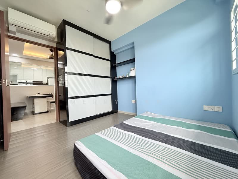 166A Yung Kuang Court, 166A Yung Kuang Road, 3 Bedrooms, 1,001 sqft, HDB Flat For Sale, by Merry Tan, 500122110 - Bedroom - PropertyGuru.com.sg