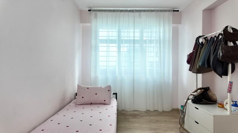 316A Yishun Greenwalk, 316A Yishun Avenue 9, 3 Bedrooms, 990 sqft, HDB Flat For Sale, by Jerez Amsyar, 500122127 - Bedroom - PropertyGuru.com.sg