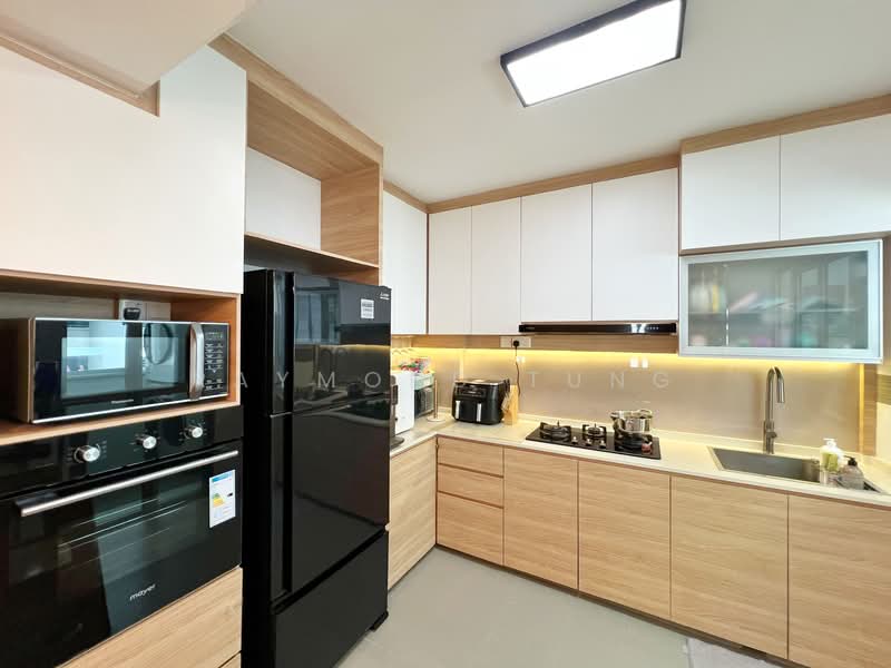166B Yung Kuang Court, 166B Yung Kuang Road, 3 Bedrooms, 1,001 sqft, HDB Flat For Sale, by Raymond Tung, 500122141 - Kitchen - PropertyGuru.com.sg