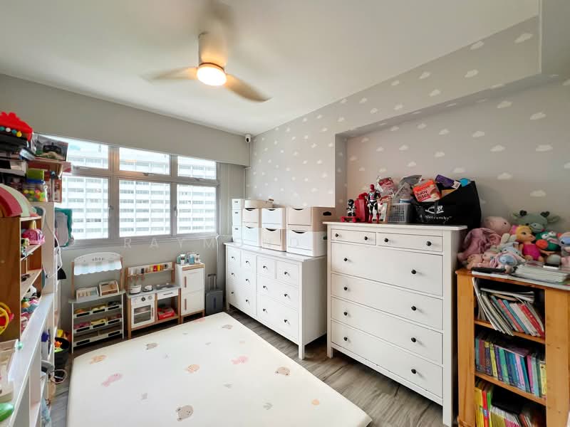 166B Yung Kuang Court, 166B Yung Kuang Road, 3 Bedrooms, 1,001 sqft, HDB Flat For Sale, by Raymond Tung, 500122141 - Bedroom - PropertyGuru.com.sg