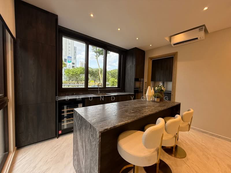 DISTRICT 11 | NOVELLE COLLECTION | Brand New FREEHOLD 3.5 Storey Corner Terrace, Shrewsbury Road, 6 Bedrooms, 6,926 sqft, Corner Terrace For Sale, by Edmund Yong, 500122142 - Kitchen - PropertyGuru.com.sg