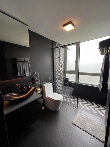 Austville Residences, 11 Sengkang East Avenue, 3 Bedrooms, 1,033 sqft, Executive Condominium For Sale, by Joshua Eswaran Veliappan, 500122147 - Bathroom - PropertyGuru.com.sg