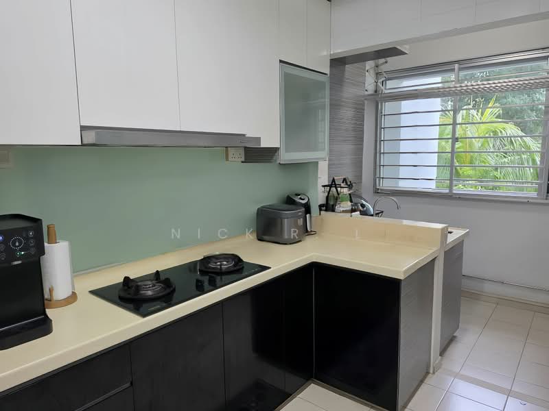 210A Compassvale Lane, 210A Compassvale Lane, 3 Bedrooms, 1,001 sqft, HDB Flat For Sale, by Nick R. L, 500122151 - Kitchen - PropertyGuru.com.sg