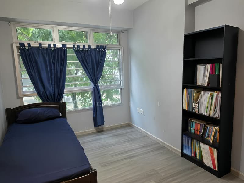 210A Compassvale Lane, 210A Compassvale Lane, 3 Bedrooms, 1,001 sqft, HDB Flat For Sale, by Nick R. L, 500122151 - Bedroom - PropertyGuru.com.sg