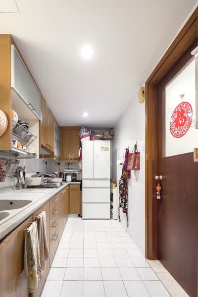 Below Value! Unblocked view! 1km to Ai Tong Primary Sch! Near MRT!, , 2 Bedrooms, 883 sqft, Apartment For Sale, by Ian Yijie Teo, 500122156 - Kitchen - PropertyGuru.com.sg