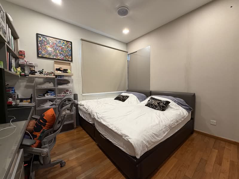 Goldhill Towers, 38 Goldhill Avenue, 3 Bedrooms, 1,550 sqft, Apartment For Sale, by Clive Cheong, 500122157 - Bedroom - PropertyGuru.com.sg