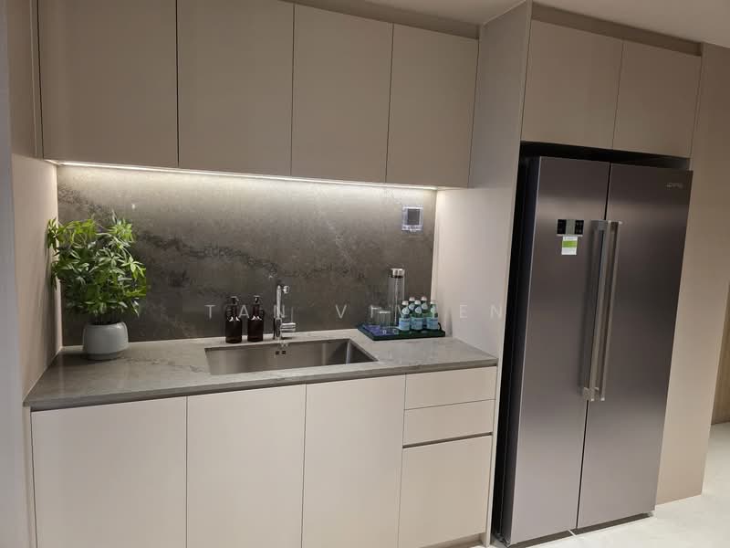 River Modern, River Galley Green, 4 Bedrooms, 1,830 sqft, Condominium For Sale, by Tan Vivien, 500122169 - Kitchen - PropertyGuru.com.sg