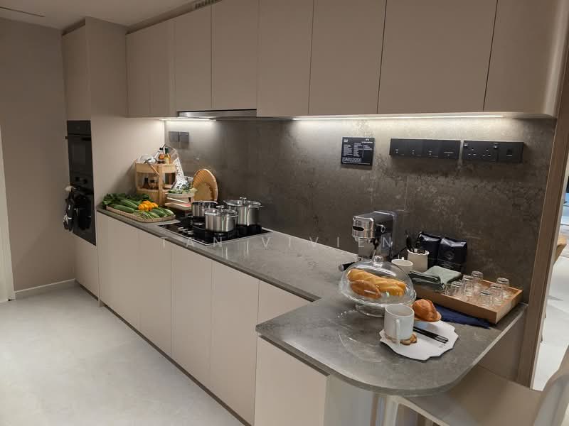 River Modern, River Galley Green, 4 Bedrooms, 1,830 sqft, Condominium For Sale, by Tan Vivien, 500122169 - Kitchen - PropertyGuru.com.sg