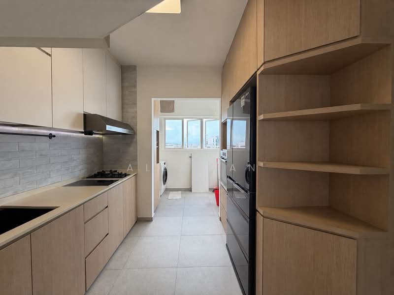 For Sale - 950 Hougang Street 91
