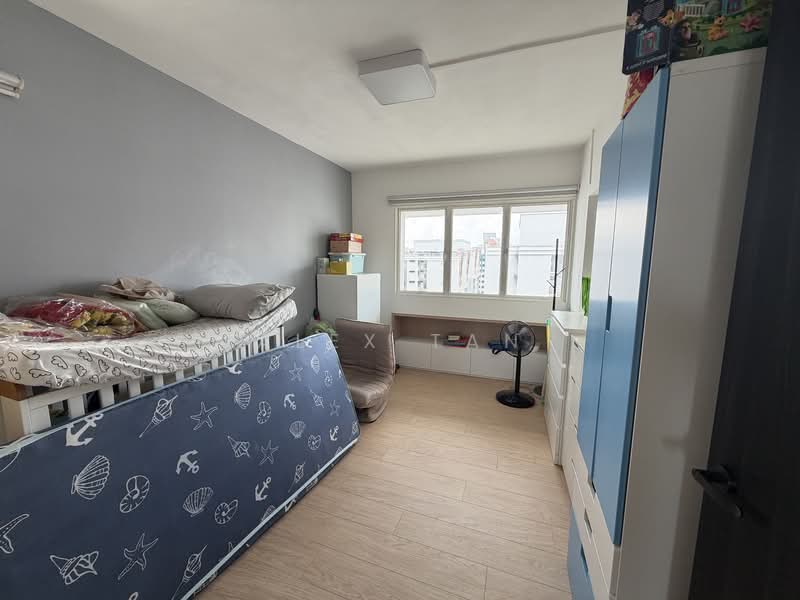 950 Hougang Street 91, 950 Hougang Street 91, 3 Bedrooms, 1,302 sqft, HDB Flat For Sale, by Alex Tan, 500122173 - Bedroom - PropertyGuru.com.sg
