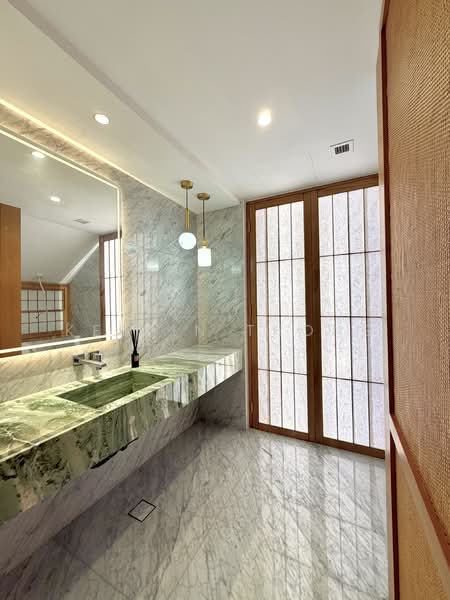 74 Holland Grove Drive, Holland Grove Drive, 6 Bedrooms, 8,000 sqft, Semi-Detached House For Sale, by Kelvin Thong, 500122174 - Powder Room - PropertyGuru.com.sg