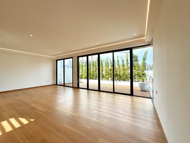 74 Holland Grove Drive, Holland Grove Drive, 6 Bedrooms, 8,000 sqft, Semi-Detached House For Sale, by Kelvin Thong, 500122174 - Master En-suite  - PropertyGuru.com.sg