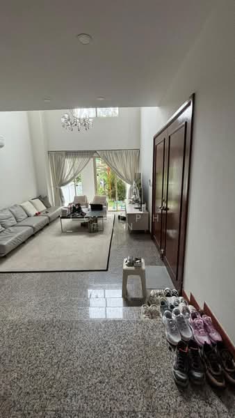 Woodgrove Estate, Ashwood Grove, 5 Bedrooms, 3,500 sqft, Corner Terrace For Sale, by Joseph Tan, 500122176 - PropertyGuru.com.sg