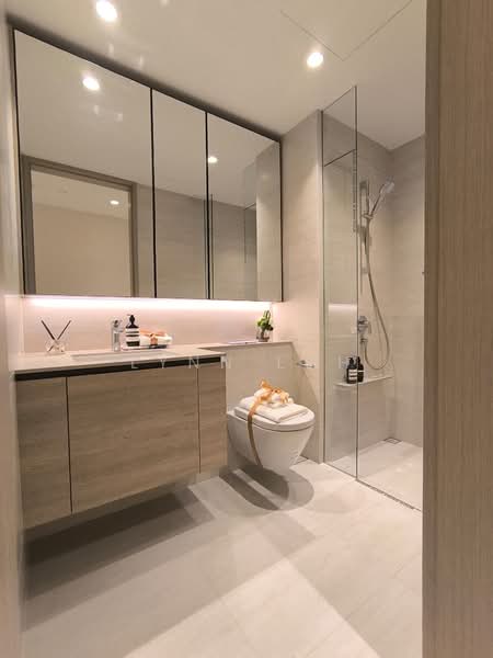 Narra Residences, , 5 Bedrooms, 1,658 sqft, Condominium For Sale, by Lynn Loh, 500122190 - Bathroom - PropertyGuru.com.sg
