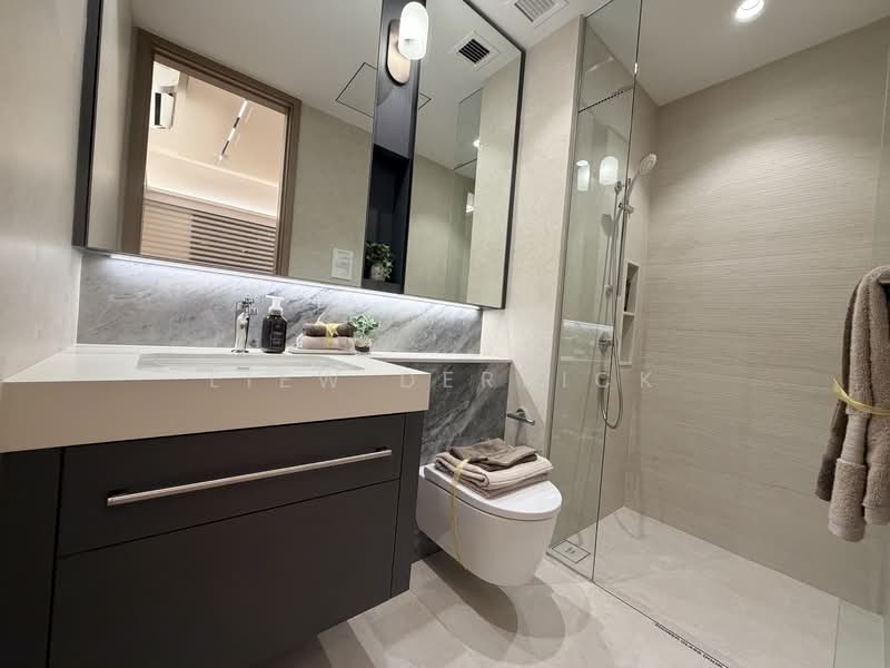 Vela Bay, 1 Bayshore Walk, Bedok / Upper East Coast, 5 Bedrooms, 1,582 sqft, Condominium For Sale, by Liew Derrick, 500122194 - Bathroom - PropertyGuru.com.sg