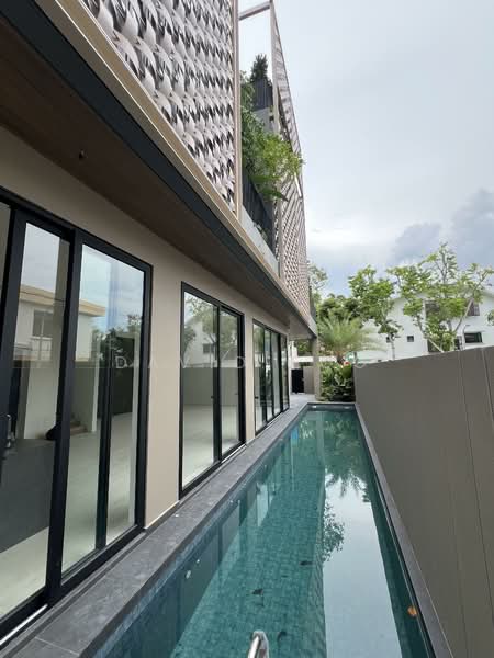 79 Hillcrest Road, Hillcrest Road, 5 Bedrooms, 6,700 sqft, Semi-Detached House For Sale, by David Foo, 500122195 - Exterior - PropertyGuru.com.sg