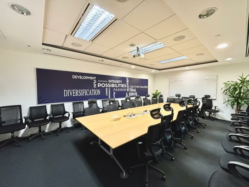 Novena Square - Tower A, 238A Thomson Road, 4,015 sqft, Office For Rent, by Mary Lau, 500122198 - Interior - CommercialGuru.com.sg