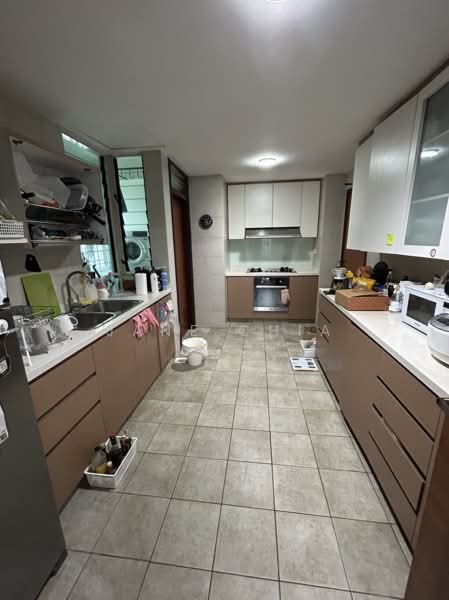 Woodgrove Condo, 10 Woodgrove Drive, 4 Bedrooms, 2,508 sqft, Condominium For Rent, by Jane Chia, 500122199 - Kitchen - PropertyGuru.com.sg