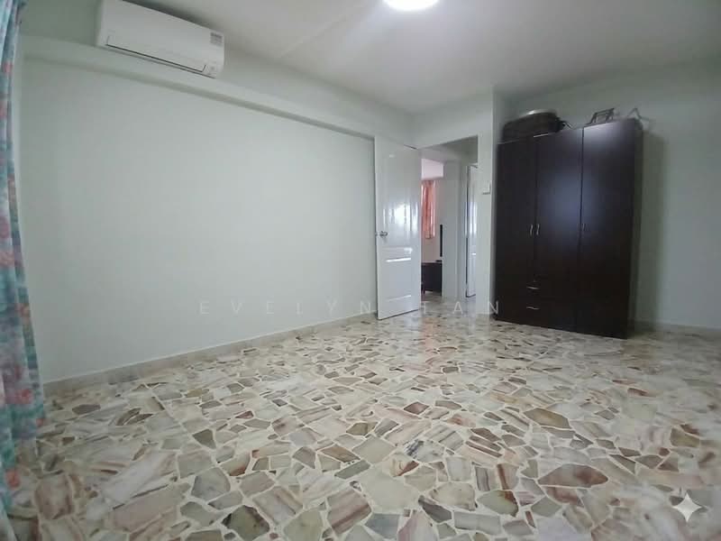 612 Hougang Avenue 8, 612 Hougang Avenue 8, Room Rental, 140 sqft, HDB Flat For Rent, by Evelyn Tan, 500122205 - Bedroom - PropertyGuru.com.sg