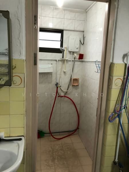 16 Upper Boon Keng Road, 16 Upper Boon Keng Road, Room Rental, 160 sqft, HDB Flat For Rent, by Victor Khoo, 500122211 - Bathroom - PropertyGuru.com.sg