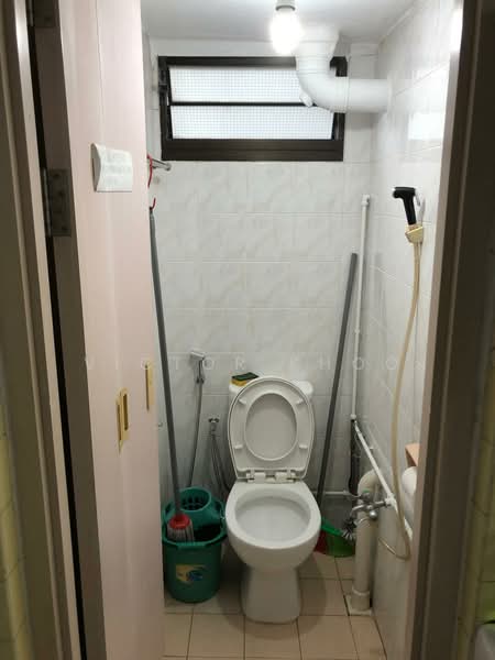16 Upper Boon Keng Road, 16 Upper Boon Keng Road, Room Rental, 160 sqft, HDB Flat For Rent, by Victor Khoo, 500122211 - Bathroom - PropertyGuru.com.sg