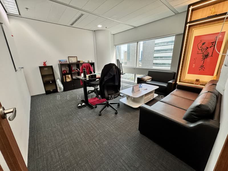 Gateway East, 152 Beach Road, 2,240 sqft, Office For Rent, by Benjamin Ng, 500122214 - Study - CommercialGuru.com.sg