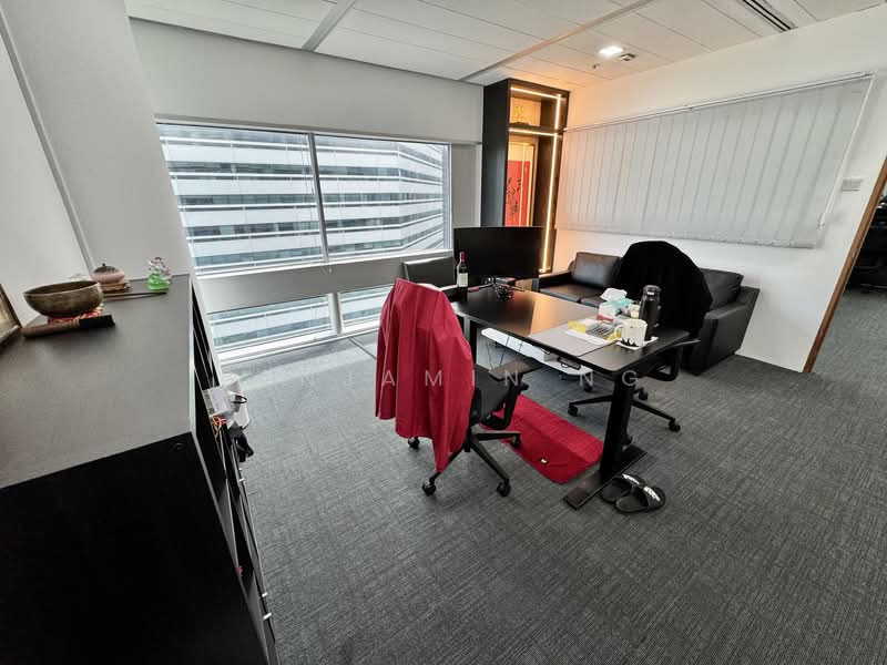 Gateway East, 152 Beach Road, 2,240 sqft, Office For Rent, by Benjamin Ng, 500122214 - Study - CommercialGuru.com.sg