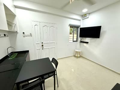 For Rent - Cambridge Village