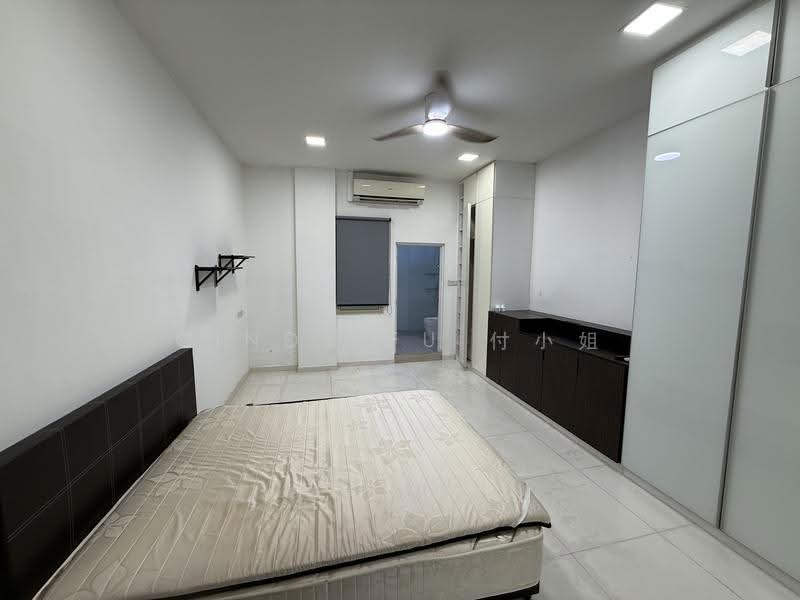 Master Bedroom @ Serangoon Garden Central, Penshurst Place, Hougang / Punggol / Sengkang, Room Rental, 200 sqft, Terraced House For Rent, by Cindy Fu 付小姐, 500122235 - Bedroom - PropertyGuru.com.sg
