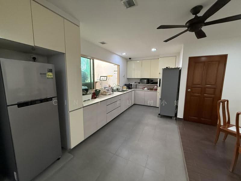 Master Bedroom @ Serangoon Garden Central, Penshurst Place, Hougang / Punggol / Sengkang, Room Rental, 200 sqft, Terraced House For Rent, by Cindy Fu 付小姐, 500122235 - Kitchen - PropertyGuru.com.sg