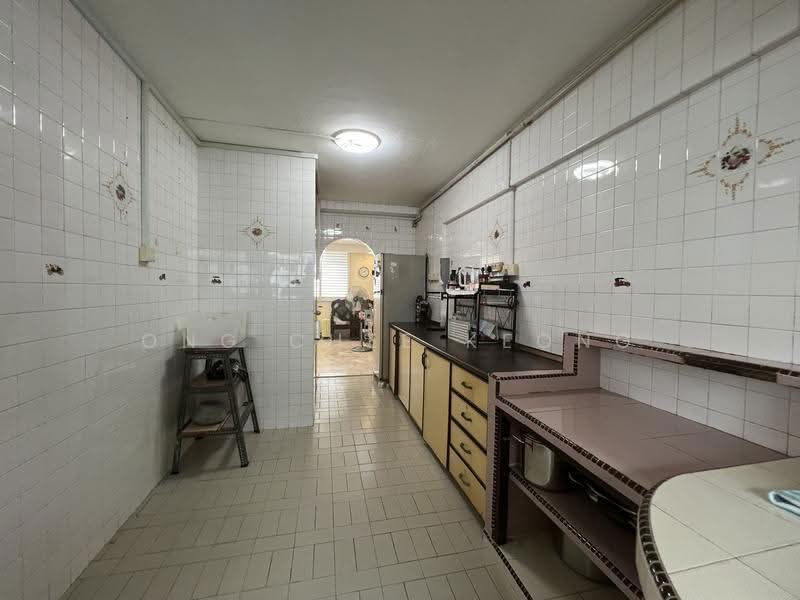 142 Bishan Street 12, 142 Bishan Street 12, Ang Mo Kio / Bishan / Thomson, 3 Bedrooms, 904 sqft, HDB Flat For Sale, by Ong Chee Keong, 500122242 - Kitchen - PropertyGuru.com.sg