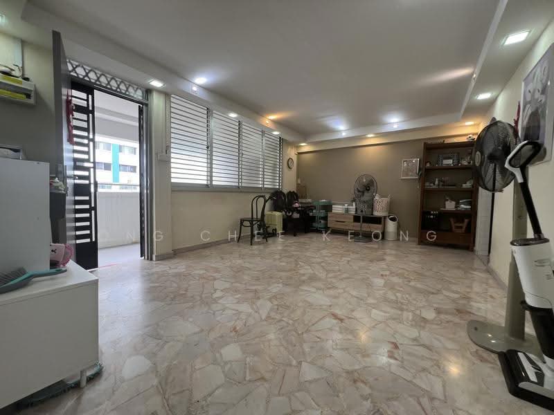 142 Bishan Street 12, 142 Bishan Street 12, Ang Mo Kio / Bishan / Thomson, 3 Bedrooms, 904 sqft, HDB Flat For Sale, by Ong Chee Keong, 500122242 - Living Room - PropertyGuru.com.sg