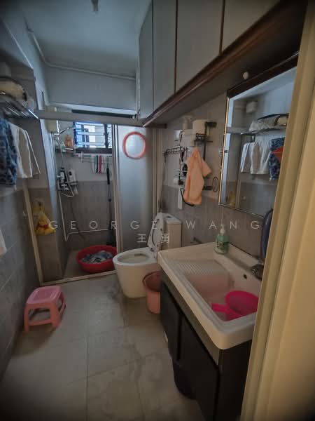 680A Jurong West Central 1, 680A Jurong West Central 1, 4 Bedrooms, 1,442 sqft, HDB Flat For Rent, by George Wang 王勇, 500122248 - Bathroom - PropertyGuru.com.sg
