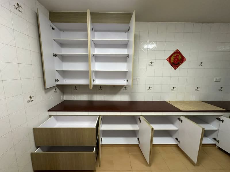 Platina Road, Platina road, 4 Bedrooms, 5,000 sqft, Semi-Detached House For Rent, by Joanne Chua  蔡蕙励, 500122254 - Kitchen - PropertyGuru.com.sg