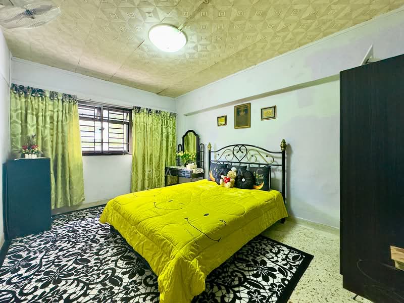 306 Ang Mo Kio Avenue 1, 306 Ang Mo Kio Avenue 1, 3 Bedrooms, 1,324 sqft, HDB Flat For Sale, by Farah Zack, 500122256 - Bedroom - PropertyGuru.com.sg