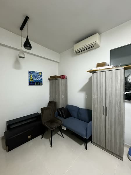 The Luxurie, 21 Compassvale Road, Room Rental, 120 sqft, Condominium For Rent, by Xavier Ng, 500122261 - Living Room - PropertyGuru.com.sg