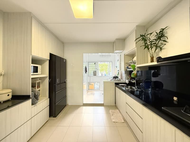 651 Jalan Tenaga, 651 Jalan Tenaga, 3 Bedrooms, 1,356 sqft, HDB Flat For Sale, by Yeo Wei Han, 500122278 - Kitchen - PropertyGuru.com.sg