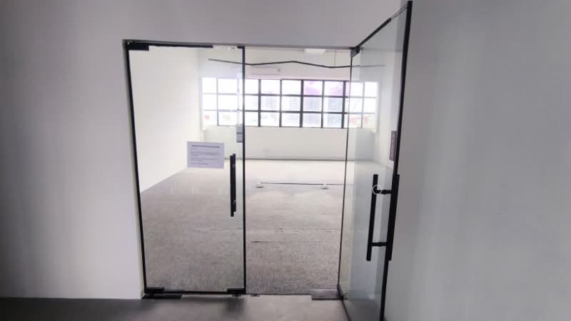 Prime Industrial Building, 39B Jalan Pemimpin, 1,636 sqft, Light Industrial (B1) For Rent, by Irwin Kao, 500122303 - CommercialGuru.com.sg