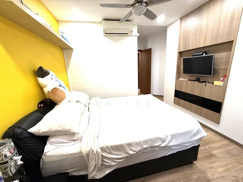 The Florida, 76 Hougang Avenue 7, 3 Bedrooms, 1,323 sqft, Condominium For Sale, by Ben Lee, 500122318 - Bedroom - PropertyGuru.com.sg