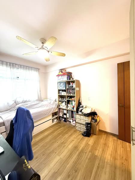 The Florida, 76 Hougang Avenue 7, 3 Bedrooms, 1,323 sqft, Condominium For Sale, by Ben Lee, 500122318 - Bedroom - PropertyGuru.com.sg
