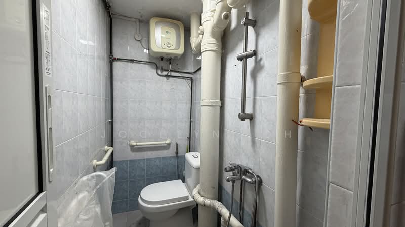 36 Circuit Road, 36 Circuit Road, 4 Bedrooms, 893 sqft, HDB Flat For Sale, by Jocelyn Loh, 500122321 - Bathroom - PropertyGuru.com.sg