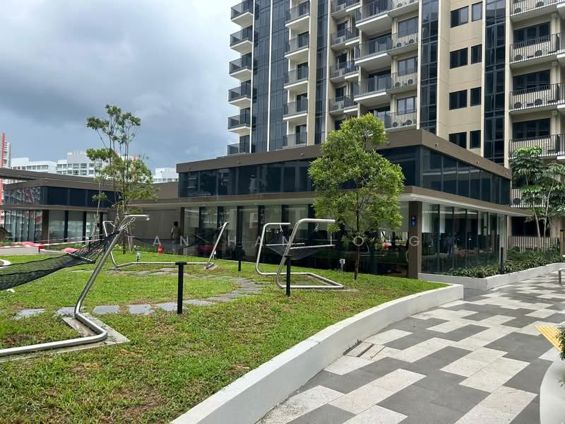 Sengkang Grand Residences, 80 Compassvale Bow, 1 Bedroom, 506 sqft, Condominium For Rent, by Tan Han Long, 500122322 - Exterior - PropertyGuru.com.sg