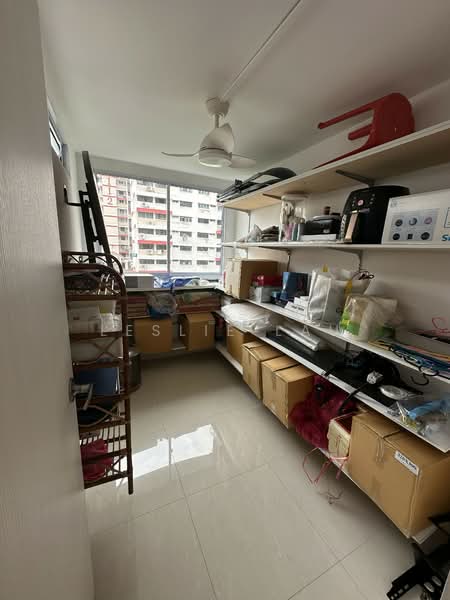 207 Toa Payoh North, 207 Toa Payoh North, 3 Bedrooms, 700 sqft, HDB Flat For Sale, by Leslie Lau, 500122324 - Utility / Store / Study / Room 3 - PropertyGuru.com.sg