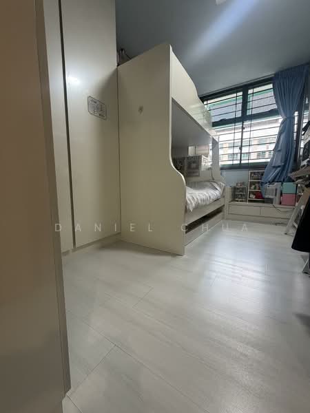 483 Segar Road, 483 Segar Road, 3 Bedrooms, 1,184 sqft, HDB Flat For Sale, by Daniel Chua, 500122335 - Bedroom - PropertyGuru.com.sg