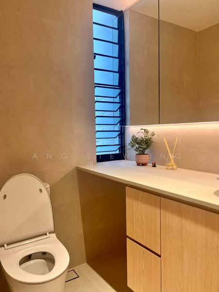 King's Mansion, 437 Tanjong Katong Road, 3 Bedrooms, 1,604 sqft, Condominium For Sale, by Ang Siew Ing 洪秀英, 500122344 - Bathroom - PropertyGuru.com.sg