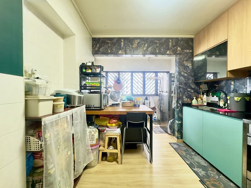 110 Rivervale Walk, 110 Rivervale Walk, 3 Bedrooms, 1,292 sqft, HDB Flat For Sale, by Farah Zack, 500122347 - Kitchen - PropertyGuru.com.sg