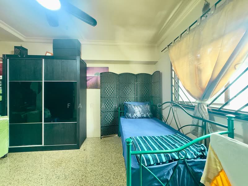 110 Rivervale Walk, 110 Rivervale Walk, 3 Bedrooms, 1,292 sqft, HDB Flat For Sale, by Farah Zack, 500122347 - Bedroom - PropertyGuru.com.sg
