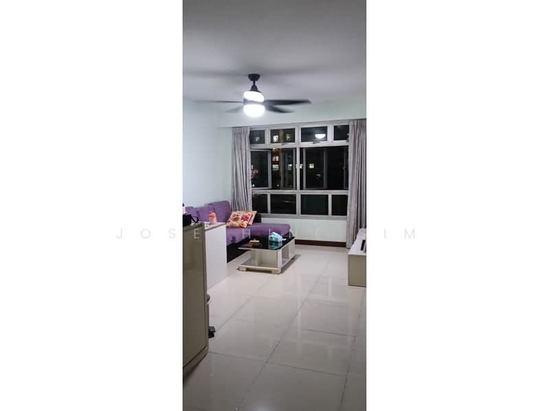 512B Yishun Street 51, 512B Yishun Street 51, Room Rental, 200 sqft, HDB Flat For Rent, by Josephine Sim, 500122353 - Living Room - PropertyGuru.com.sg