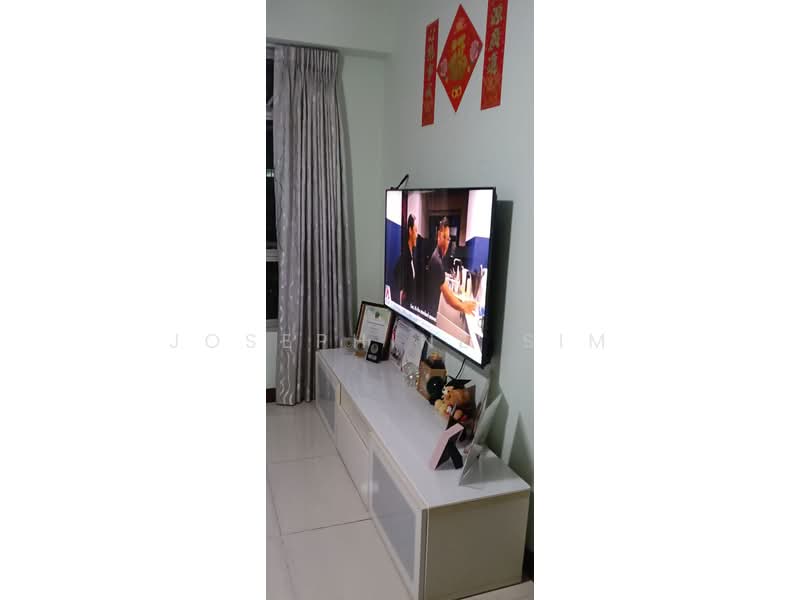 512B Yishun Street 51, 512B Yishun Street 51, Room Rental, 200 sqft, HDB Flat For Rent, by Josephine Sim, 500122353 - Living Room - PropertyGuru.com.sg